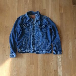 Levi’s size large jean jacket